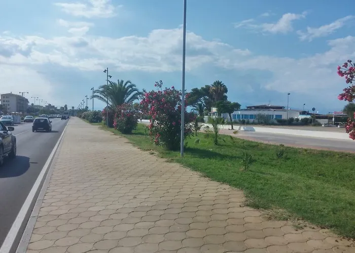 Alojamento de Acomodação e Pequeno-almoço L'uliveto 4*