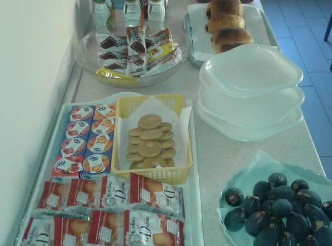 L'uliveto Alojamento de Acomodação e Pequeno-almoço 4*