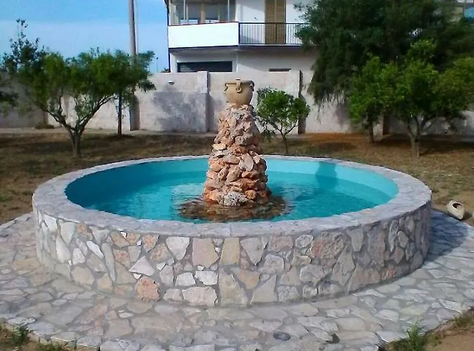 L'uliveto Alojamento de Acomodação e Pequeno-almoço Marina di Schiavonea