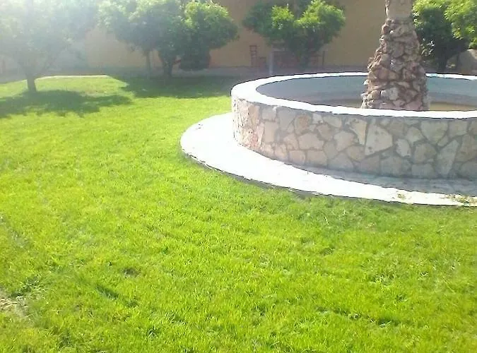 L'uliveto Alojamento de Acomodação e Pequeno-almoço Marina di Schiavonea