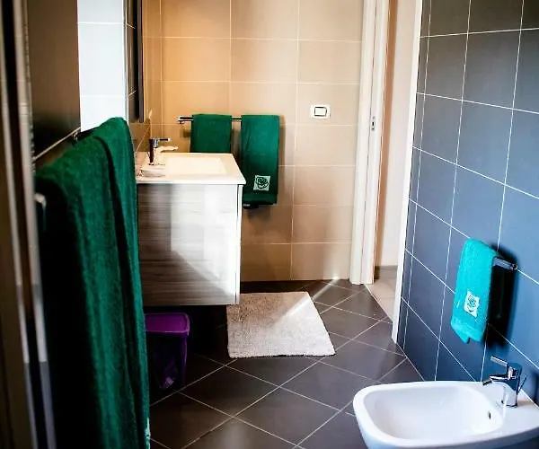 Alojamento de Acomodação e Pequeno-almoço L'uliveto 4*